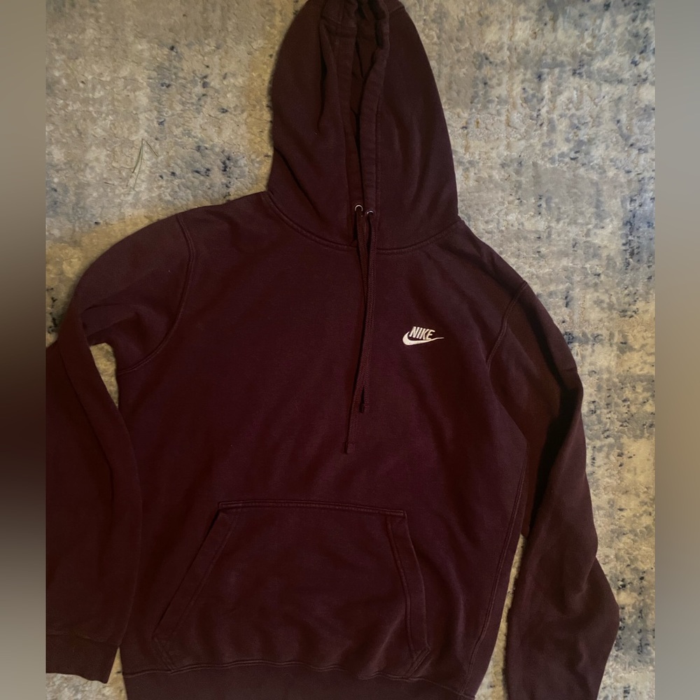 Men’s Nike hoodie